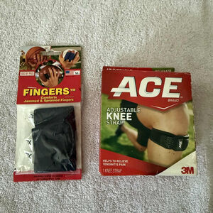 ACE Black & Red Adjustable Knee Strap & Finger Supports One Size